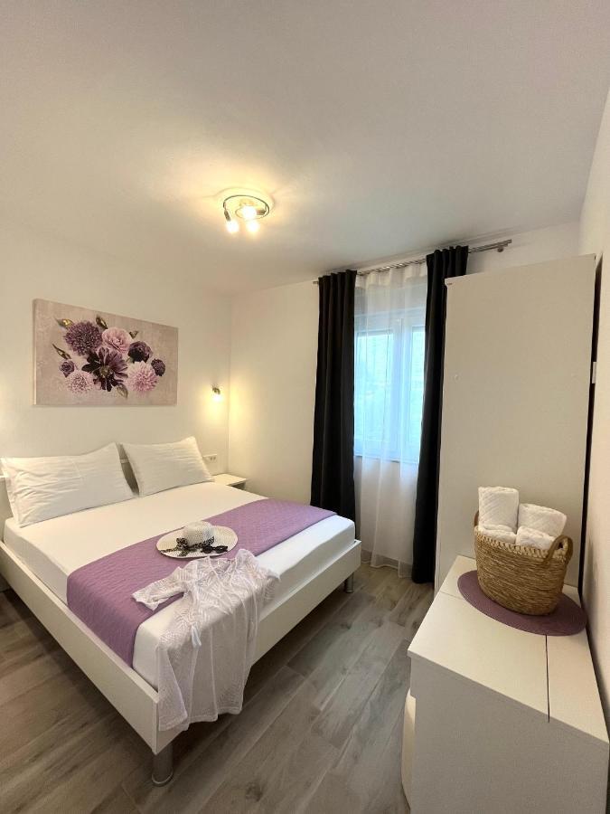 Four Stars Apartment *