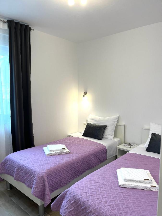 Apartment Four Stars