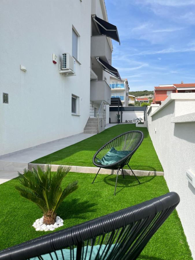 Four Stars Apartment