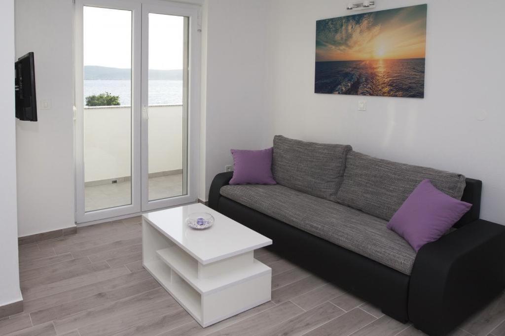 Apartment Four Stars